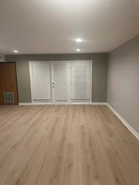 2 bed, 1179 sqft, $2,000 — Photo 2