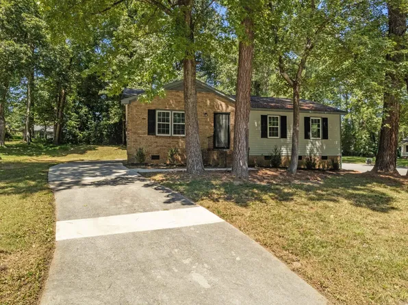 2400 Keith Dr, Raleigh, NC 27610