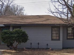 2610 3rd Ave, Canyon, TX 79015