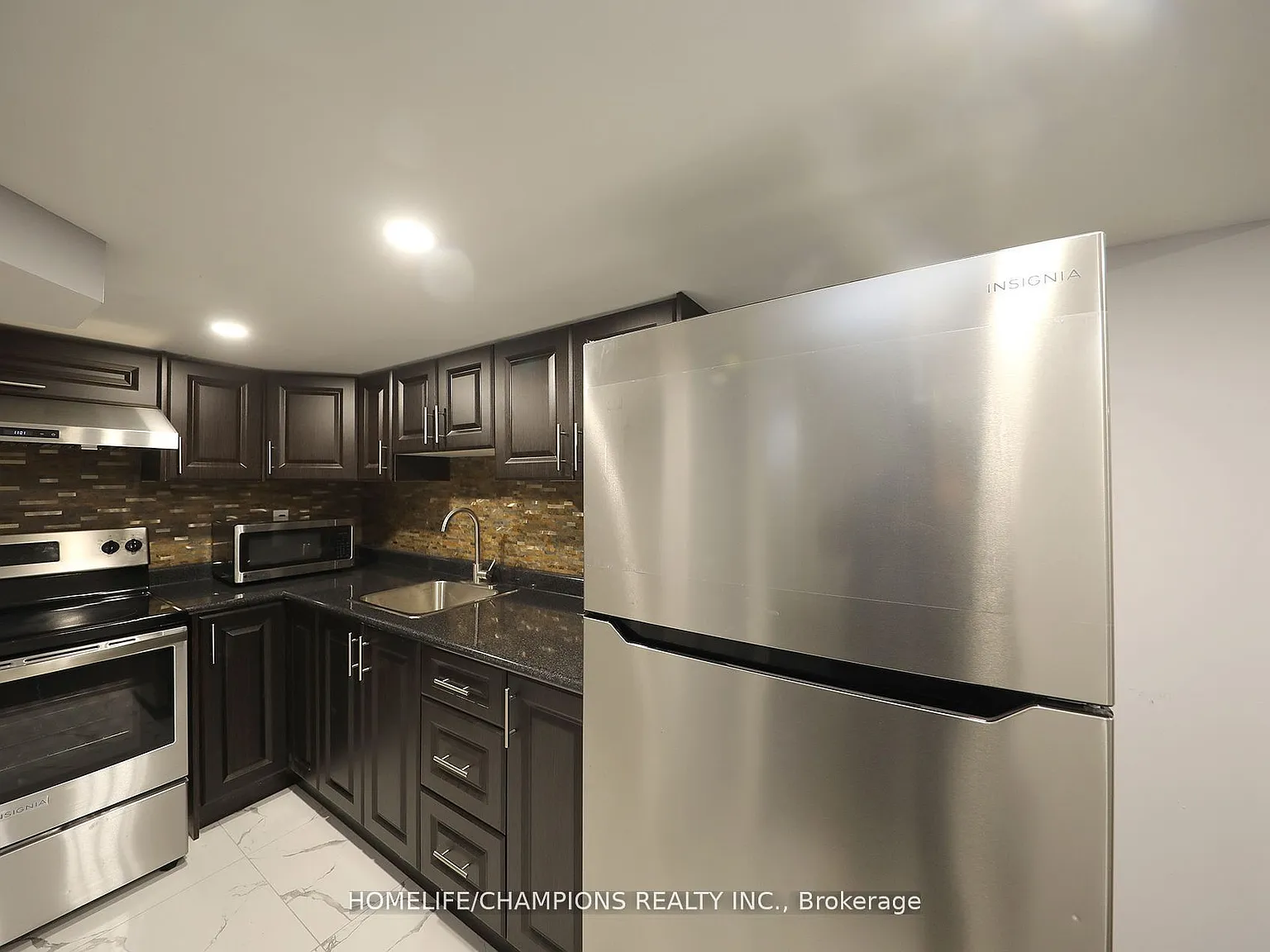 2 bed, $1,790 — Photo 4