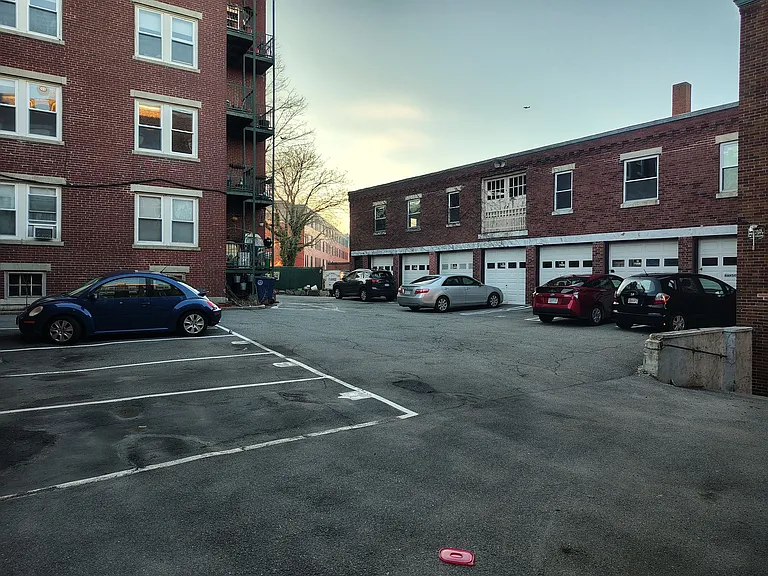 Historic 1 Harbor St — Photo 2
