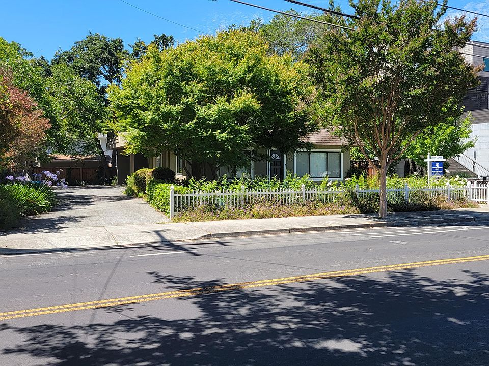 1st image of 735 University Dr