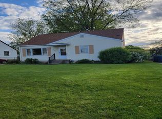 539 Dodson Ct, Bay City, MI 48708