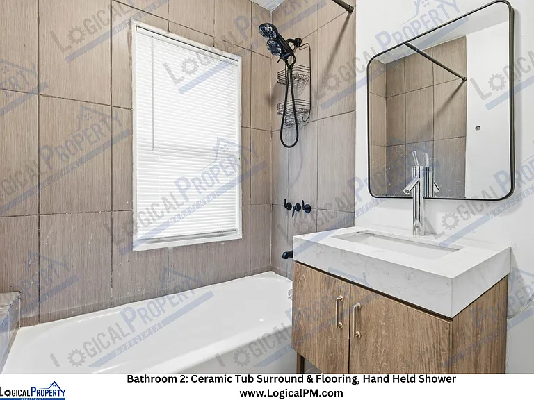 14_Bathroom 2