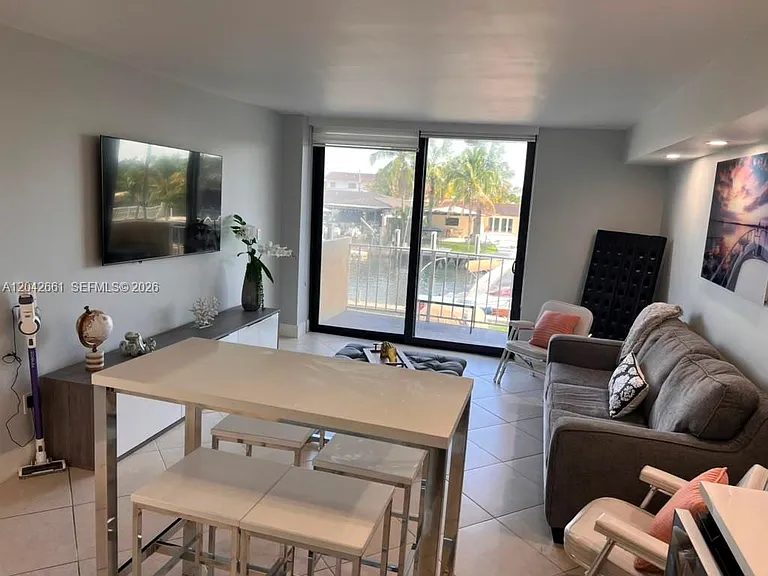 2350 NE 135th St #209 — Photo 5