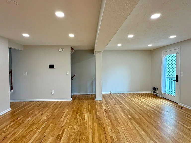 6812 Ericka Ave — Photo 11