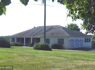 18747 Harmony Church Rd, Leesburg, VA 20175