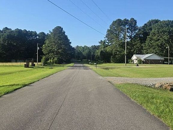 5th image of 10200 Hillview Dr