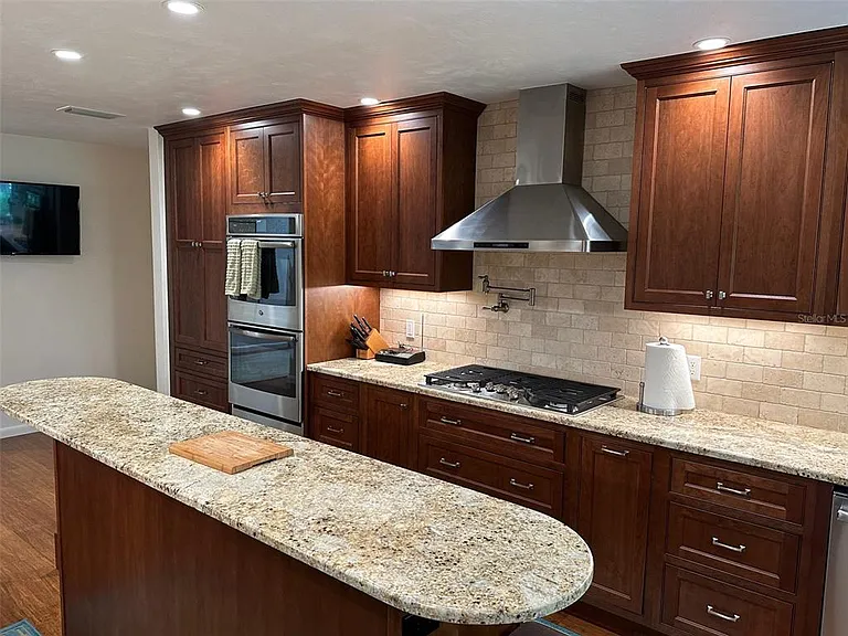 340 Troon Ct — Photo 6