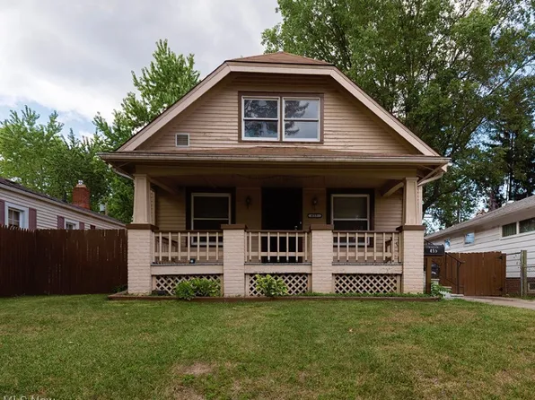 455 9th St, Elyria, OH 44035
