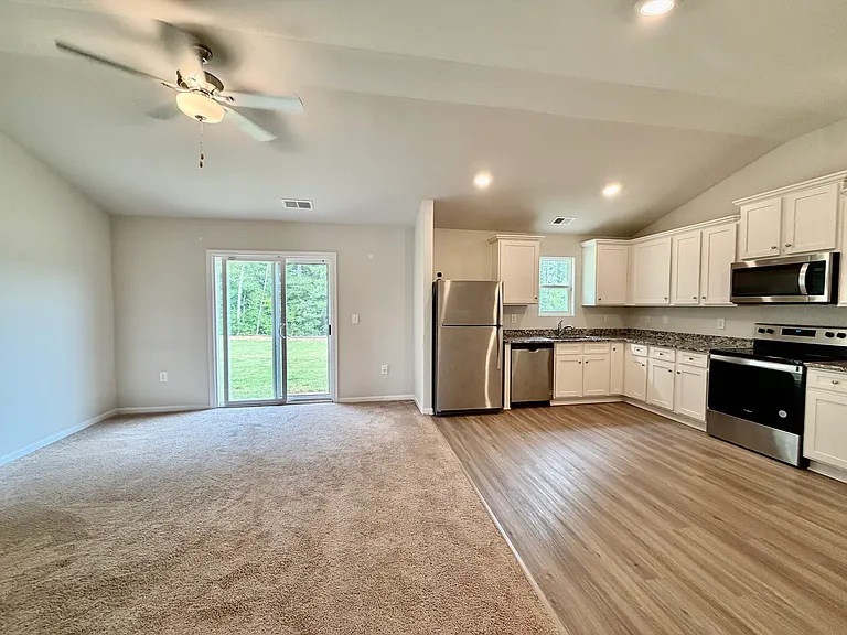 3118 Maple Ridge Dr — Photo 19