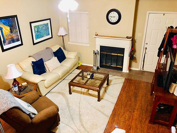 3rd image of 3636 Greenacres Dr #172