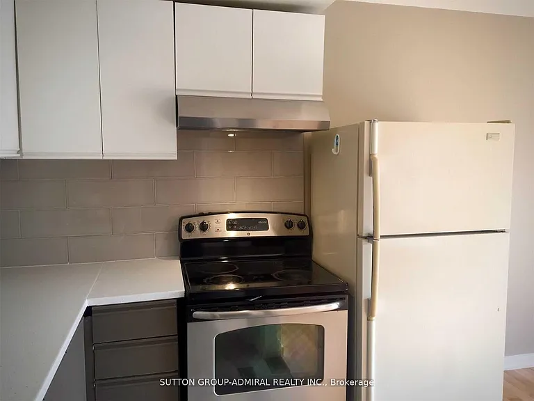 4 Nootka Cres #MAIN FL — Photo 14