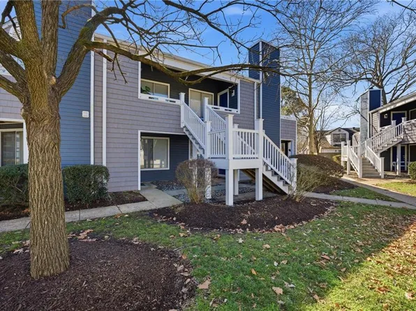 157 Nantucket Pl, Newport News, VA 23606