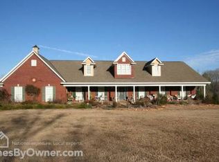 743 Calhoun Rd, Hamilton, GA 31811