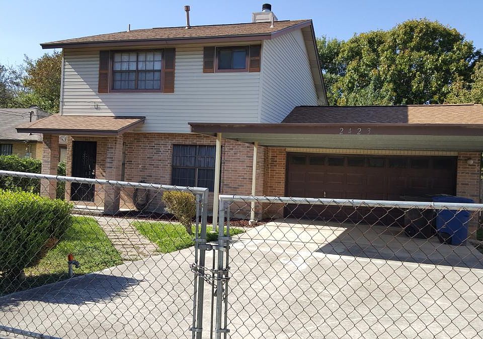 1st image of 2423 Irwin Dr