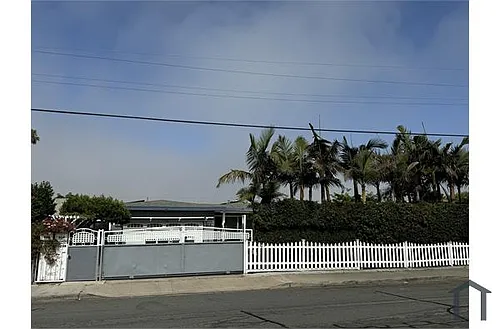 834 Florida St Photo 1