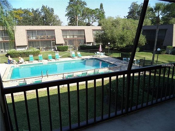 3rd image of 4672 Ringwood Mdw #48