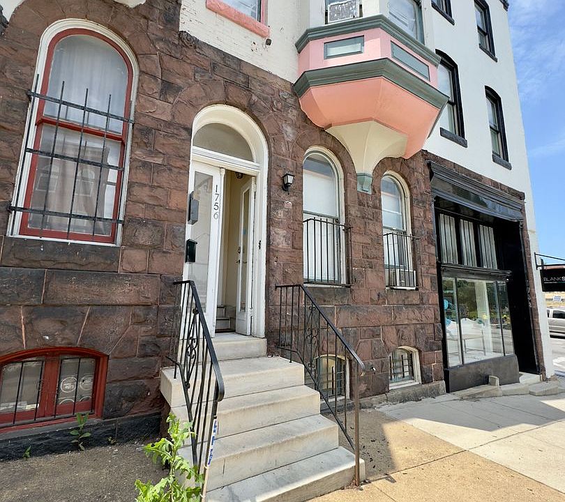 1st image of 1756 Park Ave APT 2