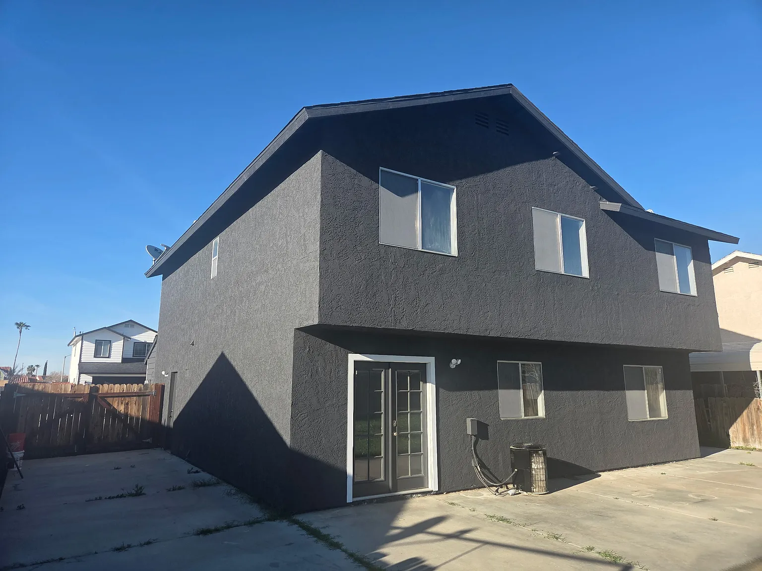 4 bed, 1746 sqft, $3,875 — Photo 2