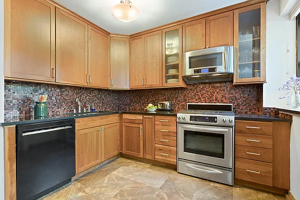 Sold by Corcoran | media 4