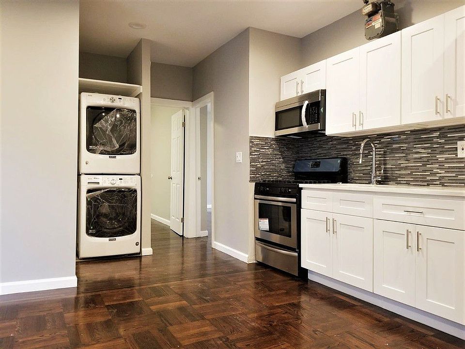 1st image of 2471 Grand Ave APT 2E