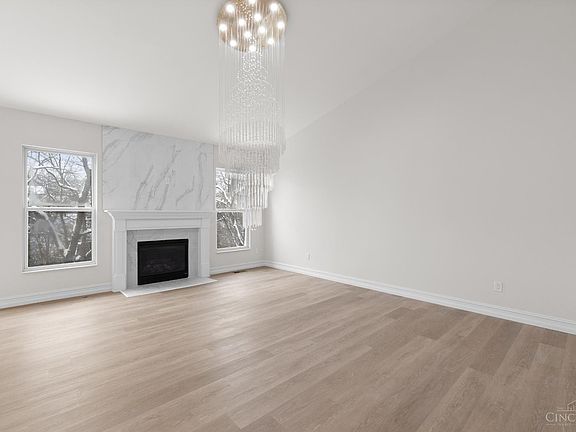 3rd image of 12017 Brookway Dr