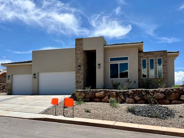 1436 E Centaurus Way