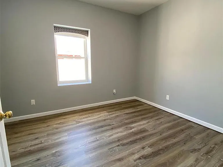 922 New Ballwin Rd — Photo 13