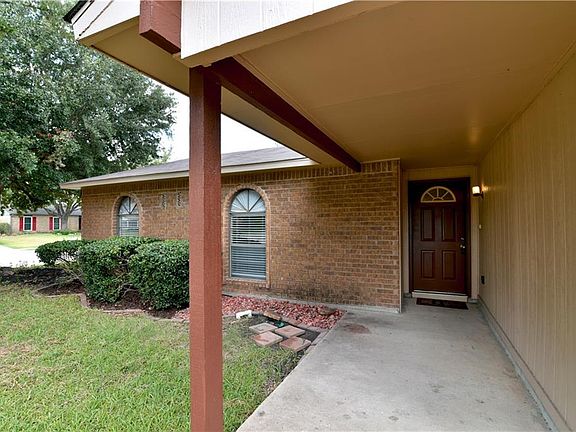 2nd image of 425 Green Canyon Dr