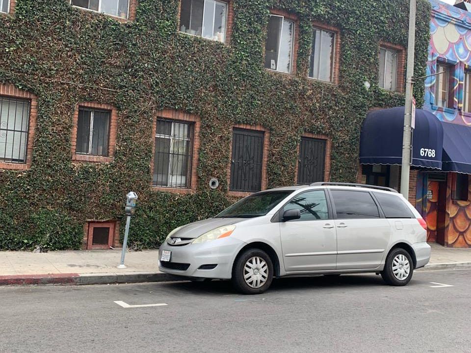 1st image of 6768 Lexington Ave #10