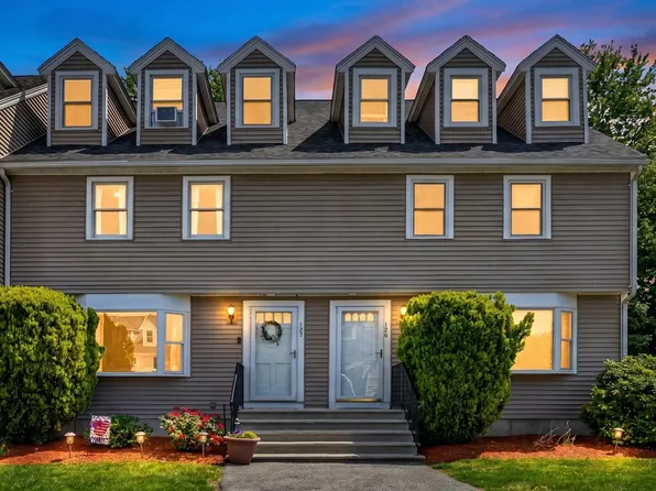 127 Merrimack Meadows Ln Unit 127, Tewksbury, MA 01876