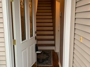 10500 SW Cougar Ln, Beaverton, OR 97008