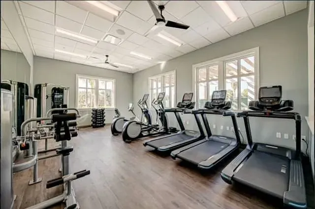 2068 Bougainvillea Ct — Photo 15