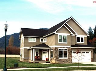 3741 Grandview Dr, Sandpoint, ID 83864