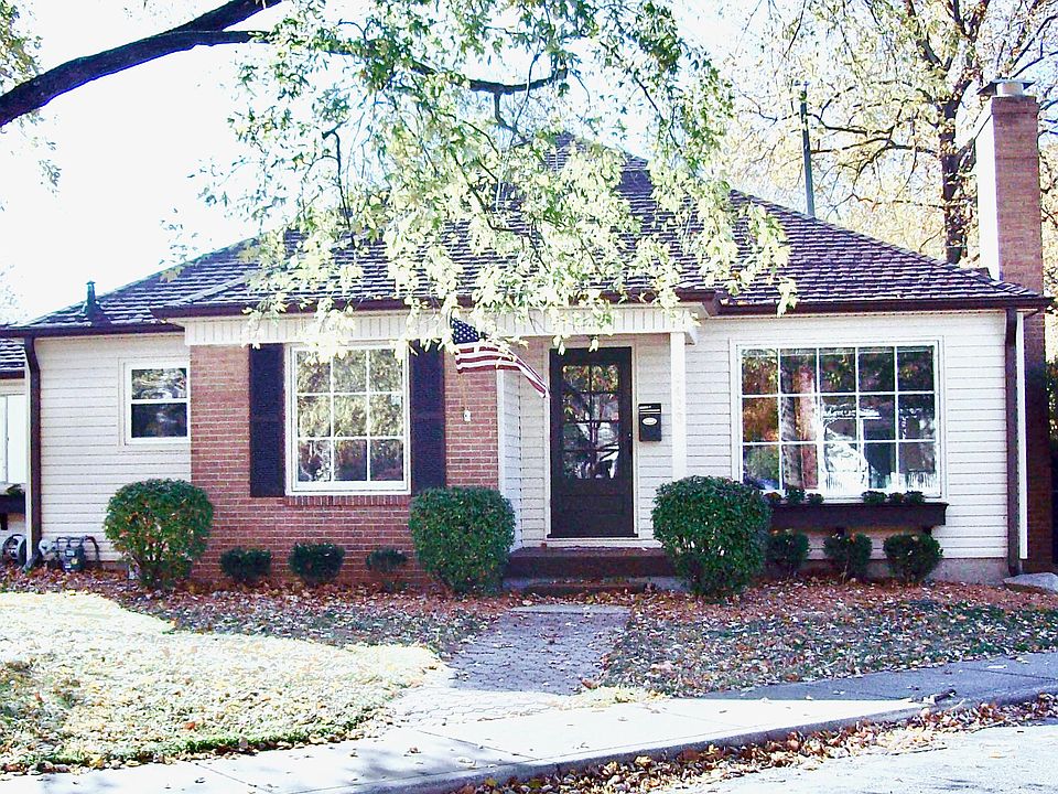 1st image of 2423 McLeay Dr