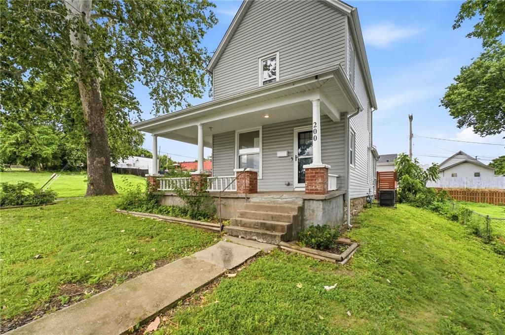 200 N 16th St, Kansas City, KS - View 2