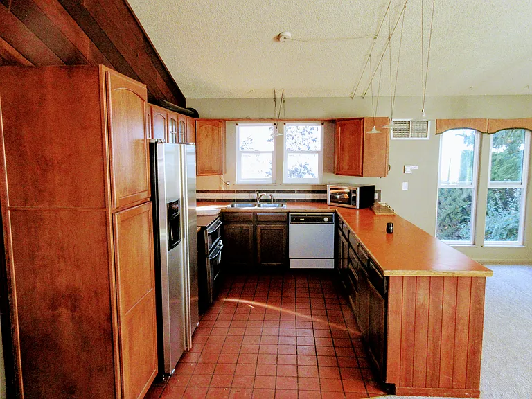 1210 Wicklow St — Photo 39