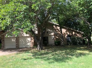 608 NW Chisholm Rd, Burleson, TX 76028