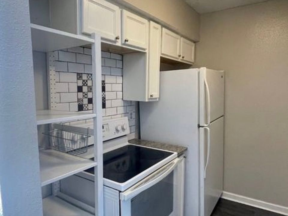 1st image of 6050 Melody Ln #431