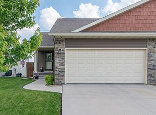 5507 Dostal Dr SW, Cedar Rapids, IA 52404