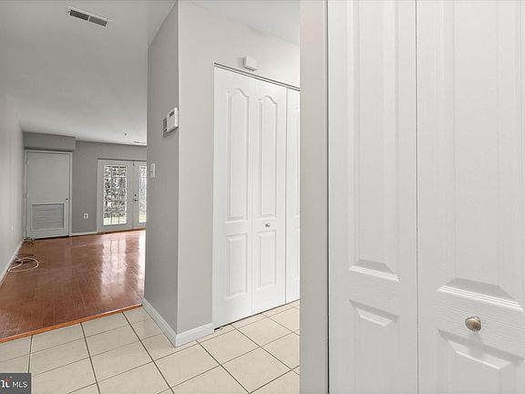 4th image of 8375 Montgomery Run Rd Unit C