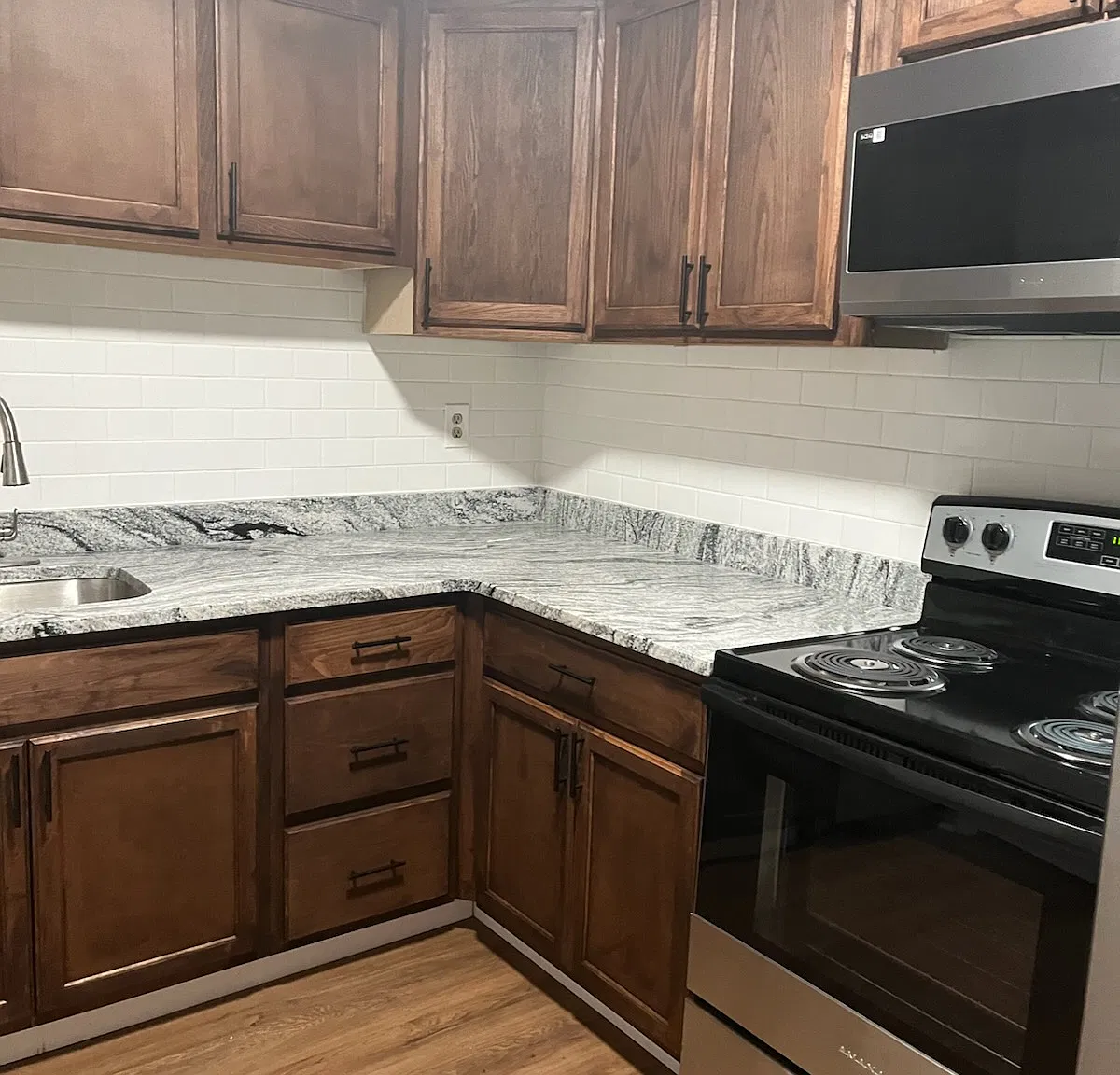 2 bed, 853 sqft, $1,795 — Photo 1