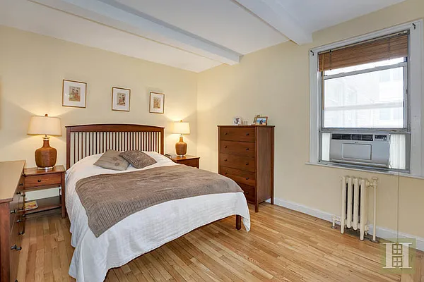 Rented by Halstead Real Estate | media 36