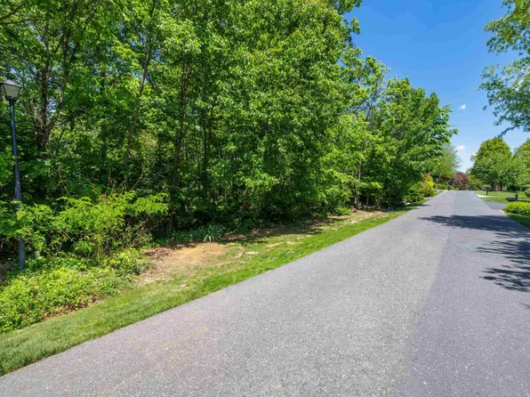 354 Steeplechase Dr, Penn Laird, VA 22846