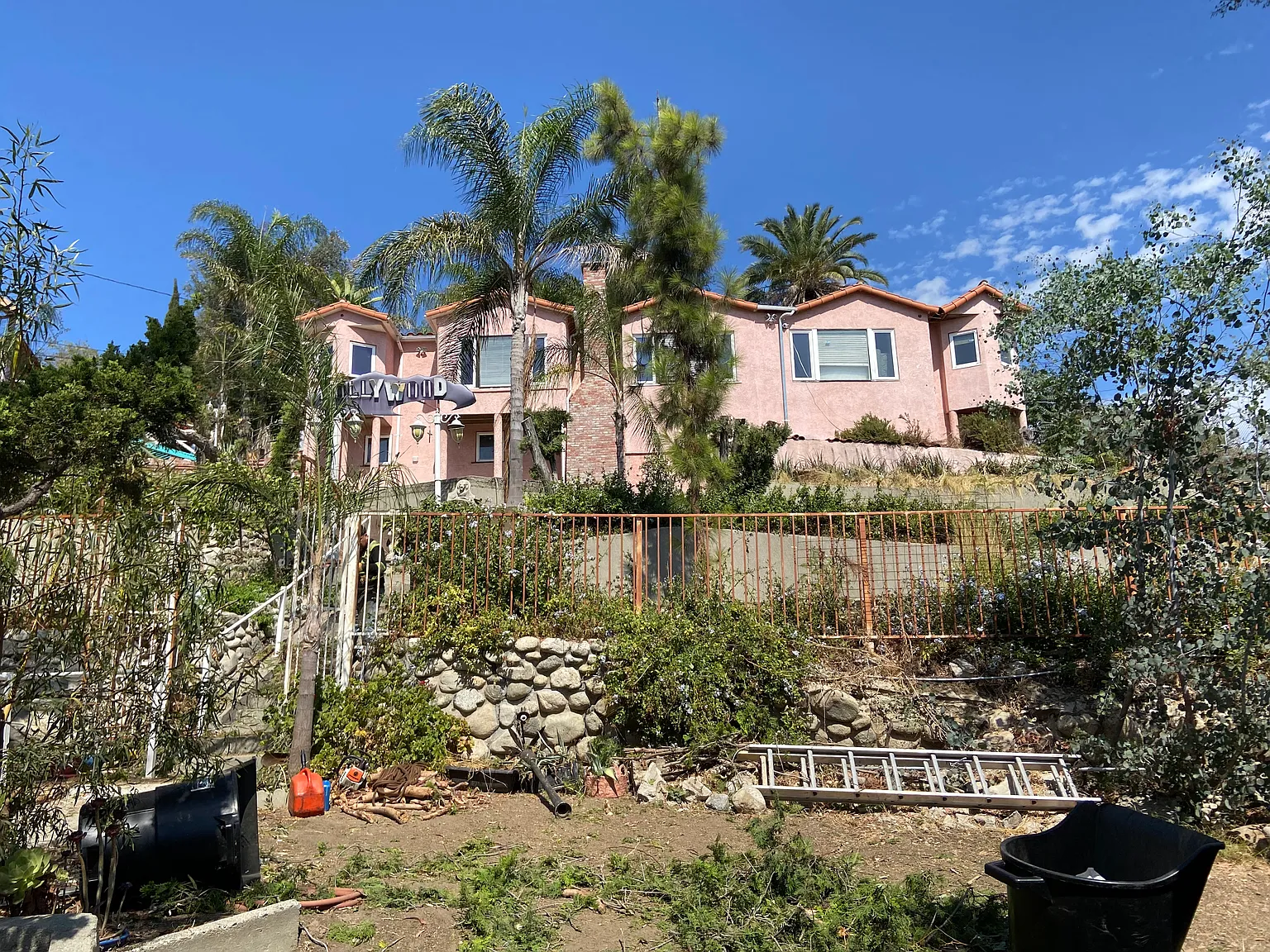 2872 Griffin Ave — Photo 2
