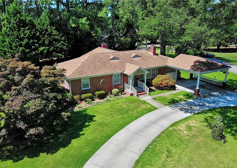 1st image of 8575 Circle Dr