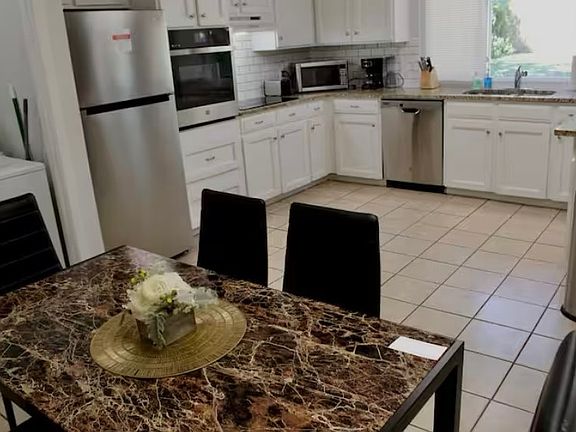 5th image of 7517 Castillo Rd
