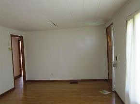 3rd image of 201 Clifford Dr