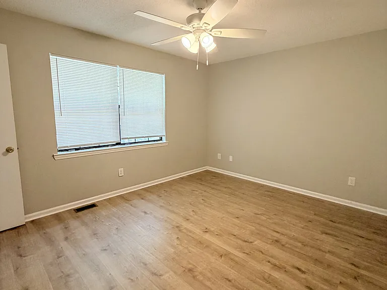 4 Coastal Ct #1 — Photo 14